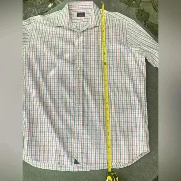 Untuckit men’s shirt size L - Picture 7 of 8